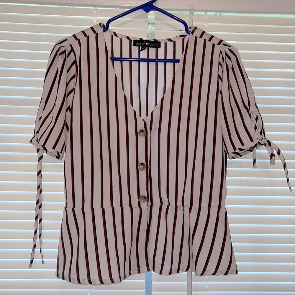 Derek Heart blouse